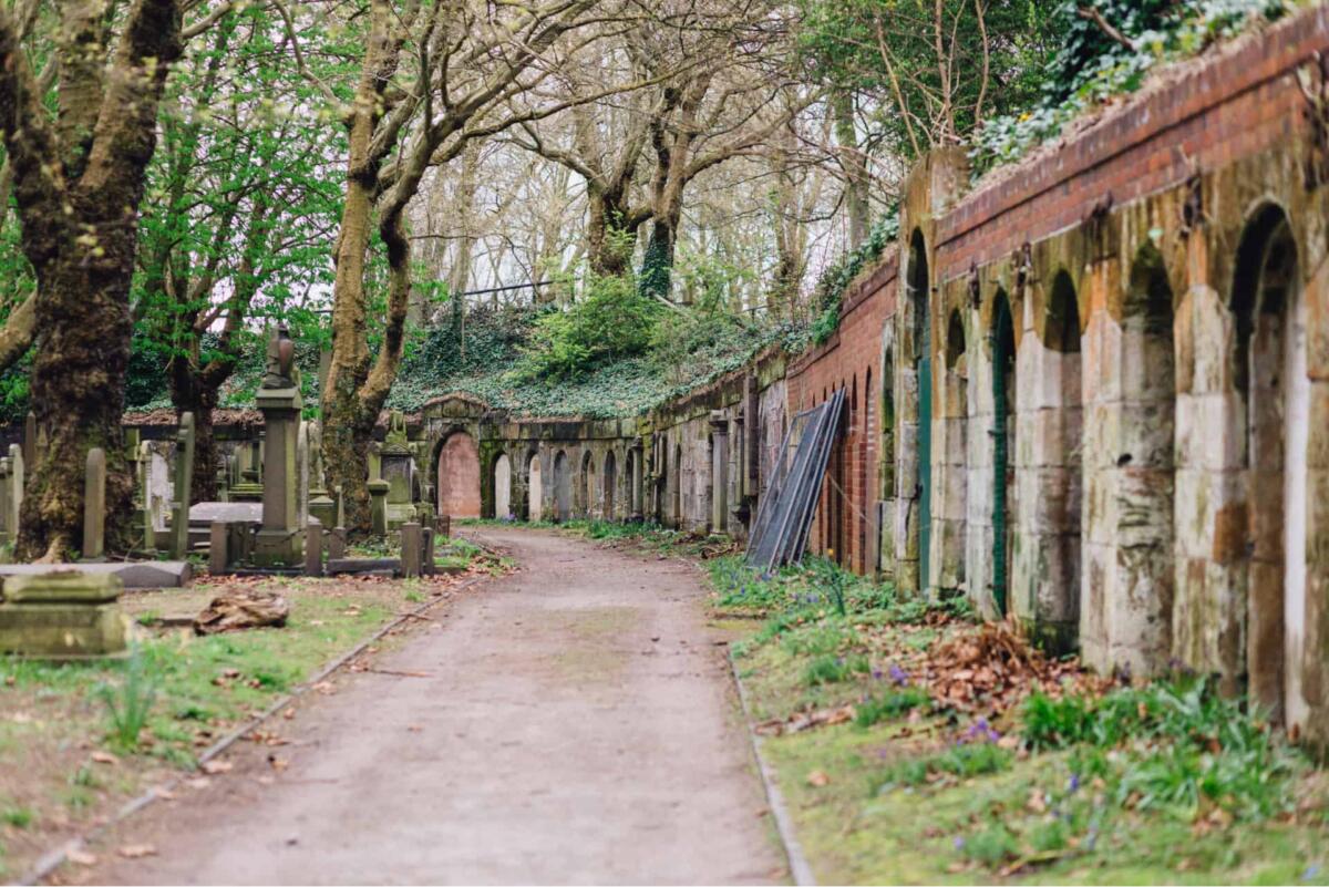 Key-Hill-Cemetery-before